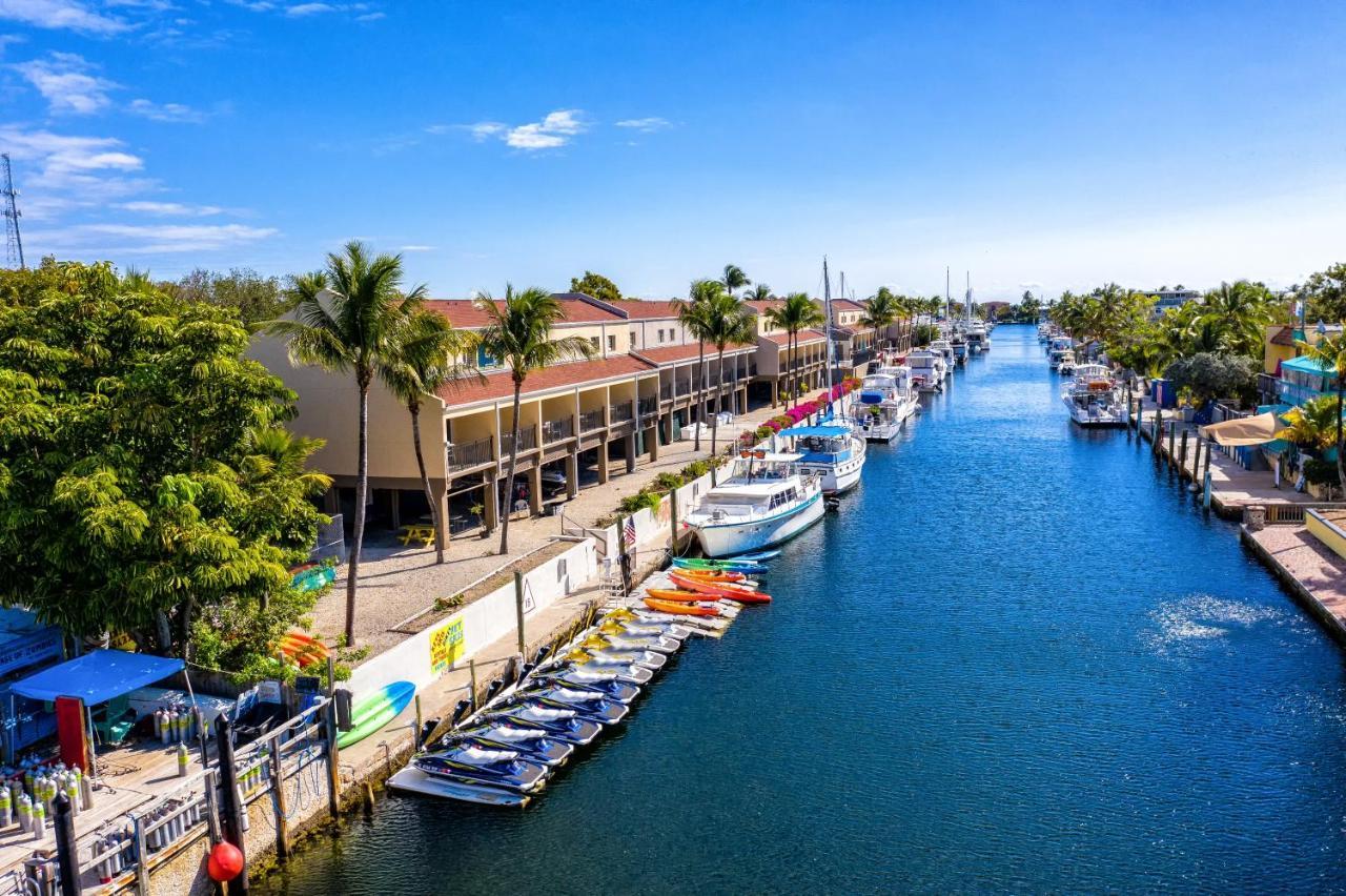 Waterside Suites And Marina Ки Ларго Экстерьер фото